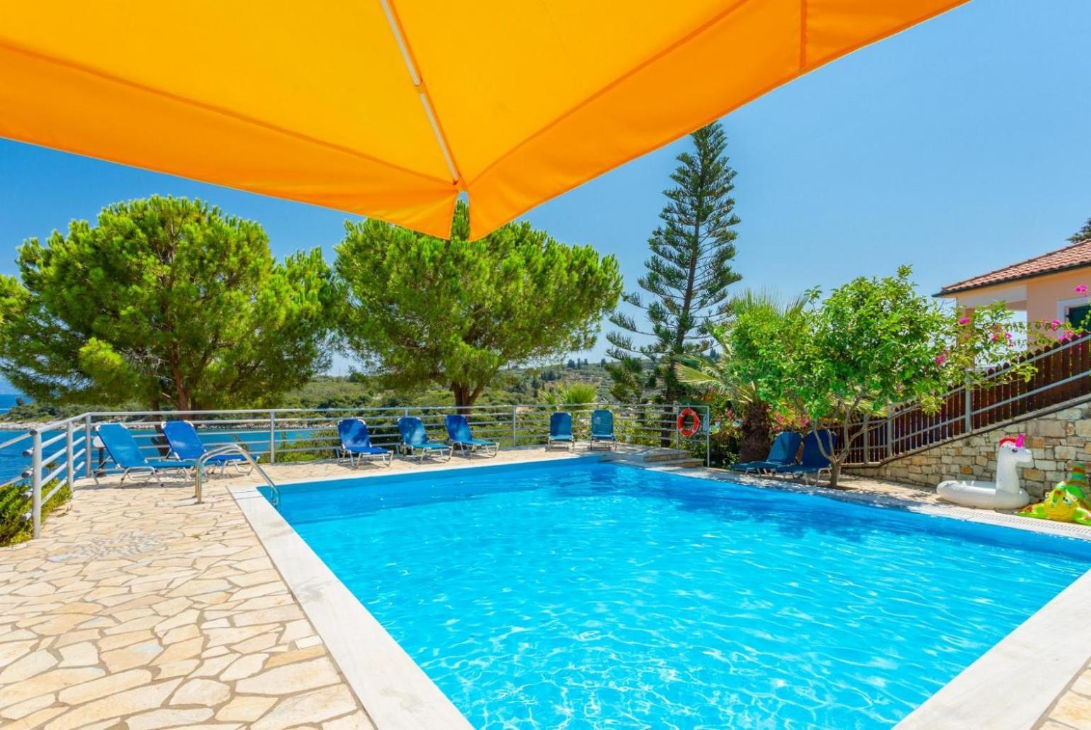 Dolphin Villa 1 Porto Ozias Bagian luar foto