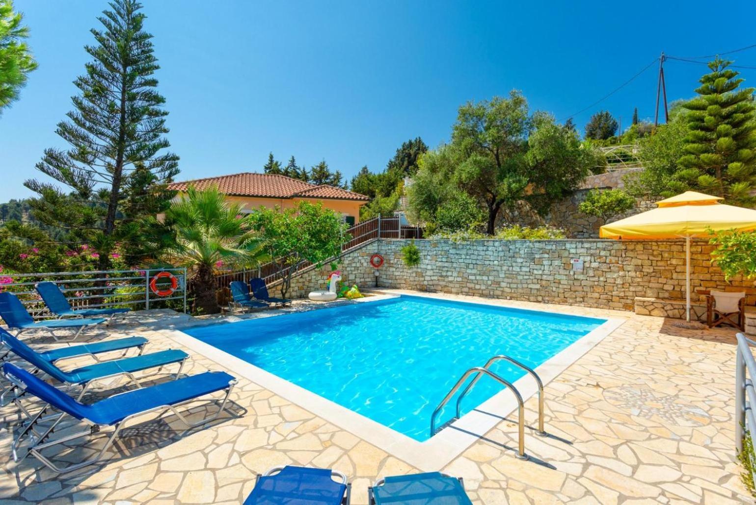 Dolphin Villa 1 Porto Ozias Bagian luar foto
